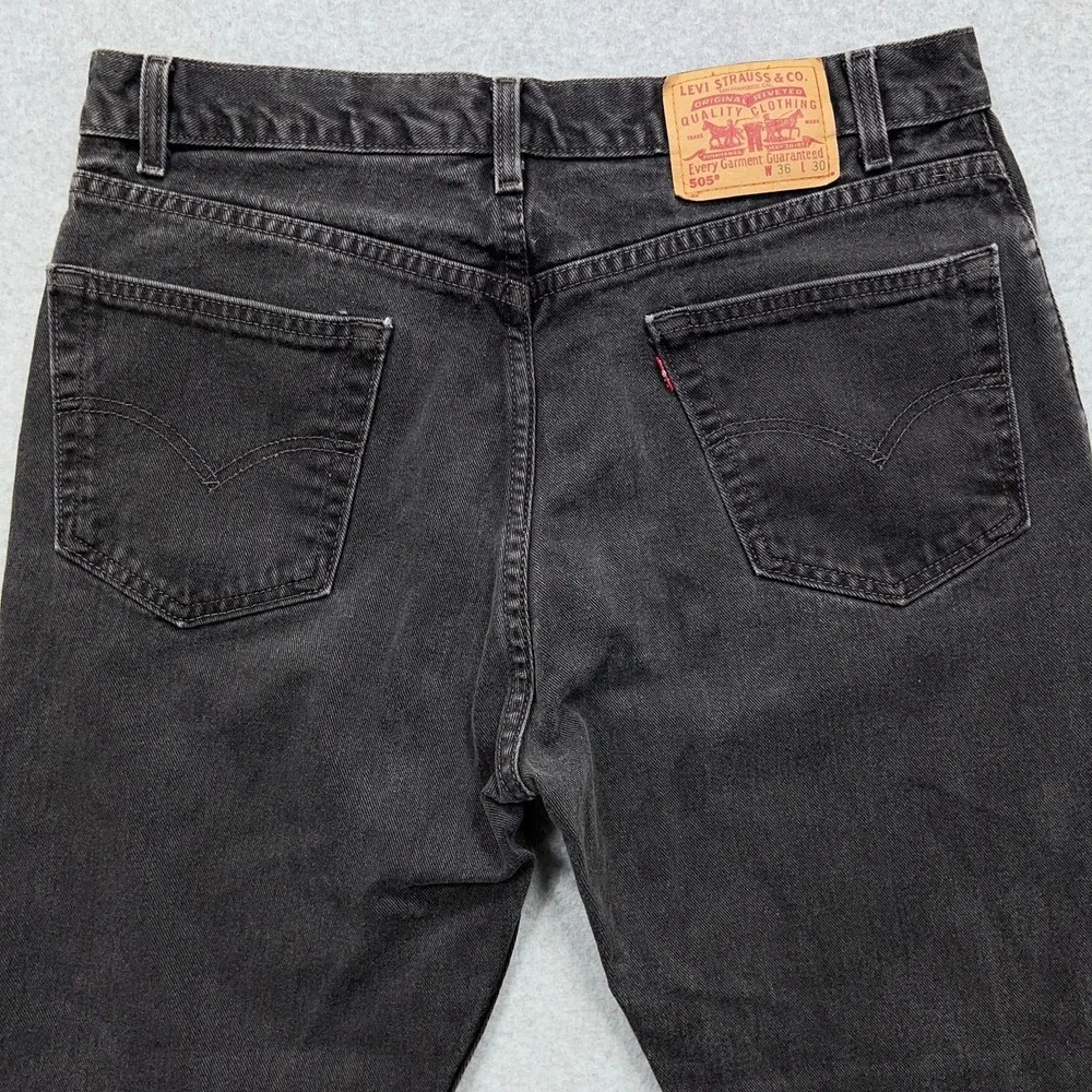 Vintage Levi's 505 Jeans Men's 35x29 Black Fade Regular Fit Straight Grunge 2002
